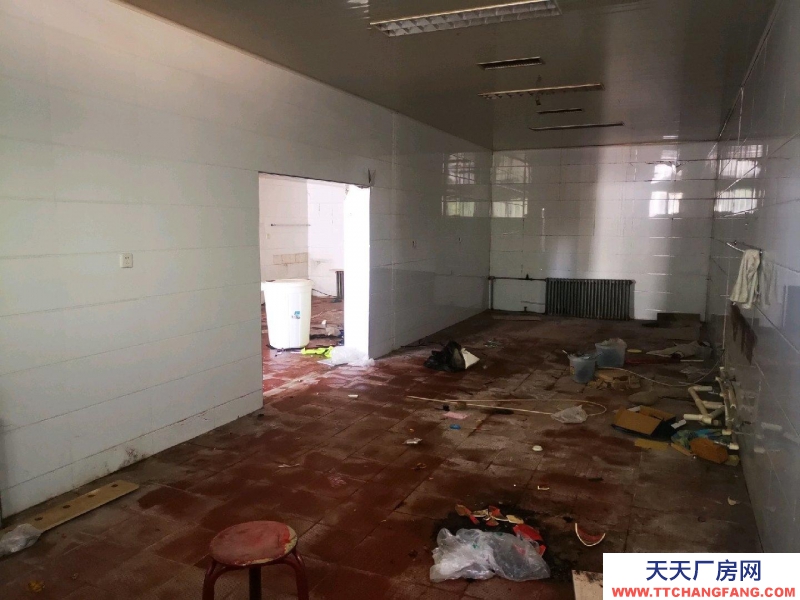 西宁市区好位置独立库房，停车方便，可办公可商铺