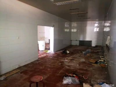西宁市区好位置独立库房，停车方便，可办公可商铺图1