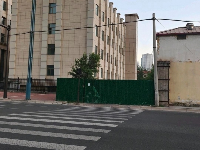 西宁城西地下负一层，交通便利图1