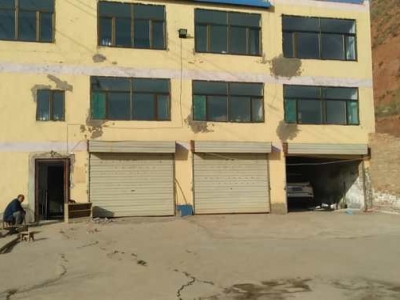 西宁城中自家三层小院整体出租，采光好，附近有学校超市，中介勿扰图1
