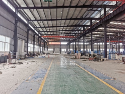 出租青北江工业园区带航车厂房，有环评，塑料，机械加工均可图1