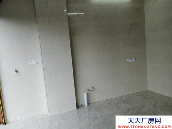 郴州市桂阳区  桂阳城区 翡翠湾 仓库 30平米