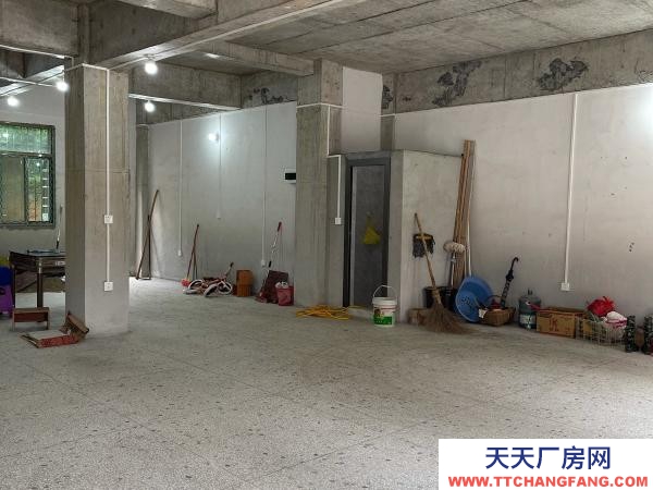 郴州市资兴区 巴香驴火锅旁仓库出租