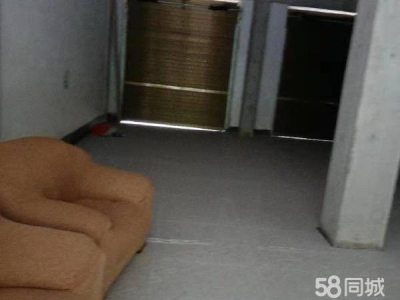 郴州市资兴区 一楼门面，适合当仓库图2