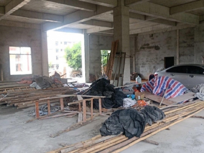 (出租) 旧机场旁独幢千五平方，近路带院子，有电梯可做厂房仓库办公室图1