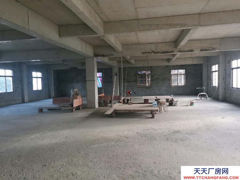 (出租) 旧机场旁独幢千五平方，近路带院子，有电梯可做厂房仓库办公室