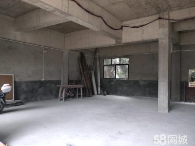 郴州市嘉禾县 交通便利， 停车方便， 边上有顺风快递， 安全系高。图2