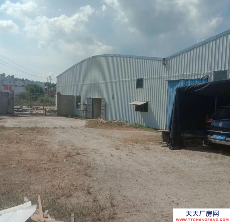(出租) 工厂地方非常宽阔漂亮，停车方便位置好找