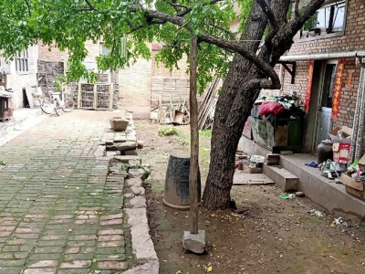 (出租) 北门坡附近整院出租，可改装，适合美容，餐饮，诊所等图2