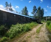 (出售) 急售农村房屋和养猪场，位于朝阳川三峰5队，共1000平米多