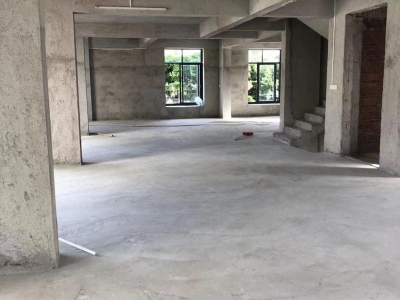 (出租) 湛江遂溪整栋出租可作仓库厂房或店铺公司都可，楼层高有电梯井门面宽敞图2