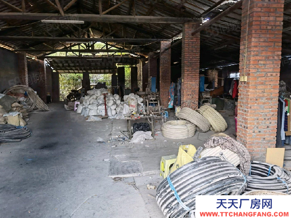 怀化市鹤城区 怀化西铁路桥边厂房出租 水电齐