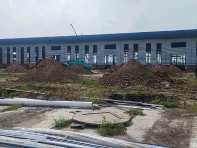 邢台 任县  (出售) 邢台市任泽区出售单层标准厂房能上十顿天车层高12米图1