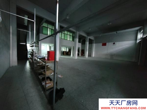怀化市新晃区 地理位置优越，可整租，分租