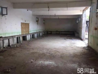 永州市冷水滩区厂房出租 水泥结构即可做仓库又可以做厂房 占地3000多的平米。图2