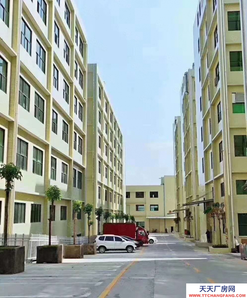 (出租) 惠州龙门原房东工业园 80万平方 ，每层两台三顿电梯