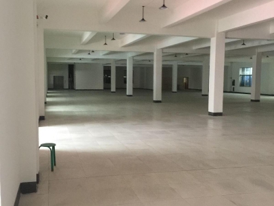 绍兴市越城(出租) 袍江（汤公路与康宁路交汇）带标准服装厂房装修低价出租图1
