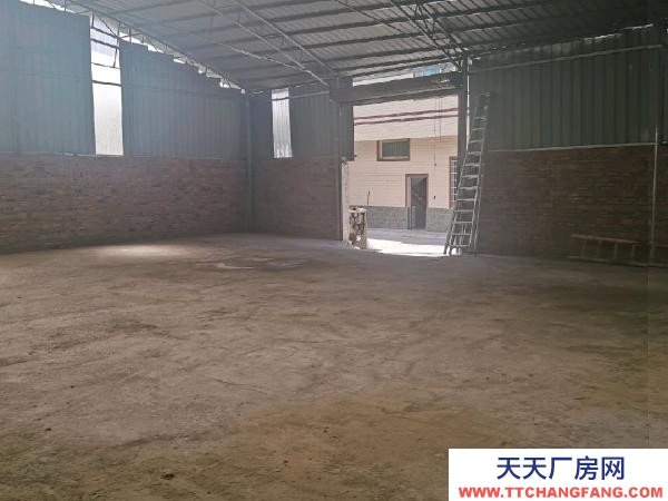 永州市祁阳区厂房出租 四周红砖砌围墙，高5米，电动卷扎门，