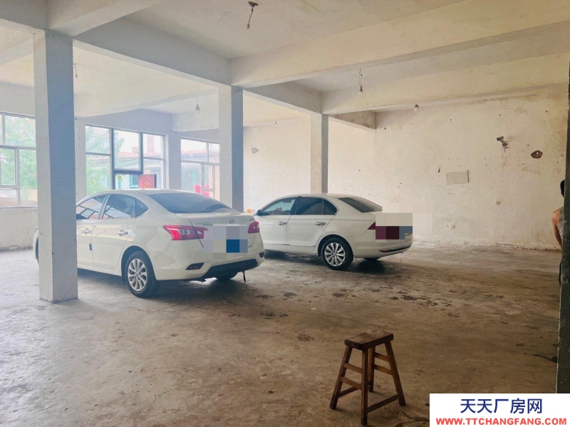 (出租) 民福西街路南，有三相电，7间300平米,临街