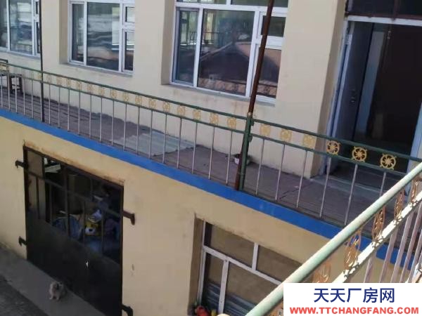 道里家具加工工厂有动力电，现有办公家具设置