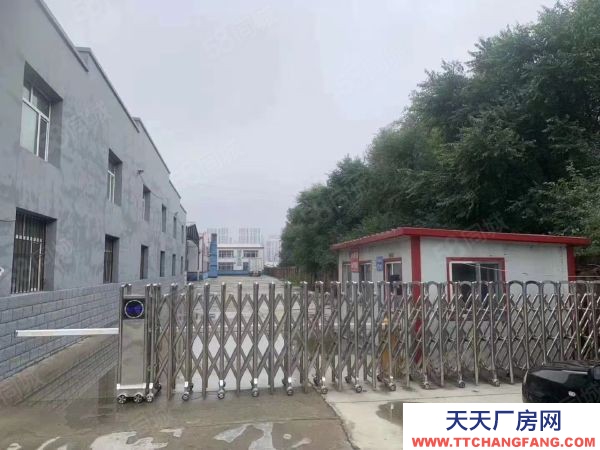 南岗出租香坊区学府东路88号龙运汽配城对面6000平方米仓库