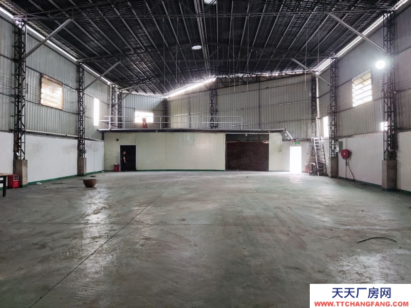 (出租) 梅州梅江江北8米层高730平厂房6500出租，带办公宿舍卫生间适合小型加工