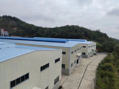 (出租) 梅州梅县新县城南口高铁附近标准厂房出租，拖头车可进适合机械加工图1