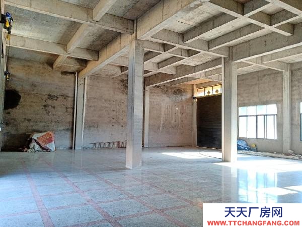 永州市江华物资仓库 在207国道旁，可做仓储，厂房，汽车交易