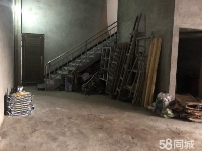 永州市江永物资仓库 一楼可以停4辆小车，离大马路近，三千广场绿化好，空气好图2