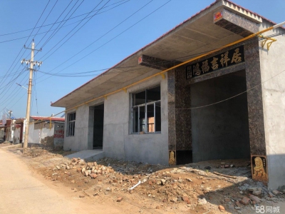 邢台 平乡蔬菜制品厂房出租) 位于前油召村，交通便利，水电网齐全。价格面谈。图1