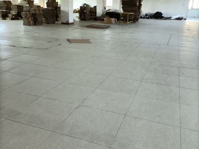 (出租) 梅州梅县电子厂服装玩具厂等1000平方，有办公住宿带货梯九米六可进！图2