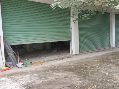 (出租) 梅州梅江江南中心连卡店铺450平方。全打通可当仓库用图1