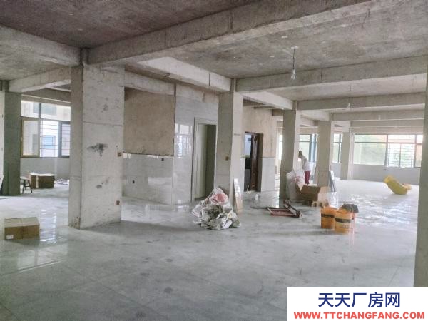娄底市娄星物资仓库 乐坪西街加气站四层电梯实测开车市中心6房租可面议