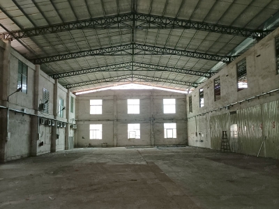 (出租) 梅州梅县新县城门楼附近350平方仓库出租，九米六可到，三相电有。设备仓库图1
