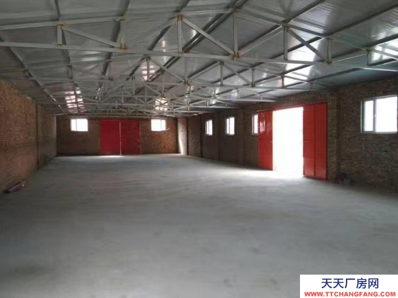 (出租) 地理位置优越，出入方便，有独立办公室，人，配套三项电！