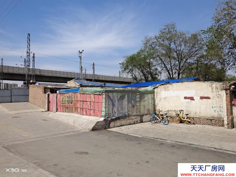 (出租) 回民仓库粗加工厂房独门独院，适合做库房，还有一间房！