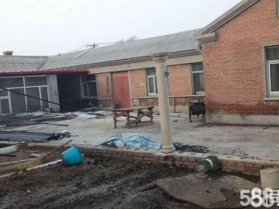 平房低价出售哈五路周家镇工业厂房图1