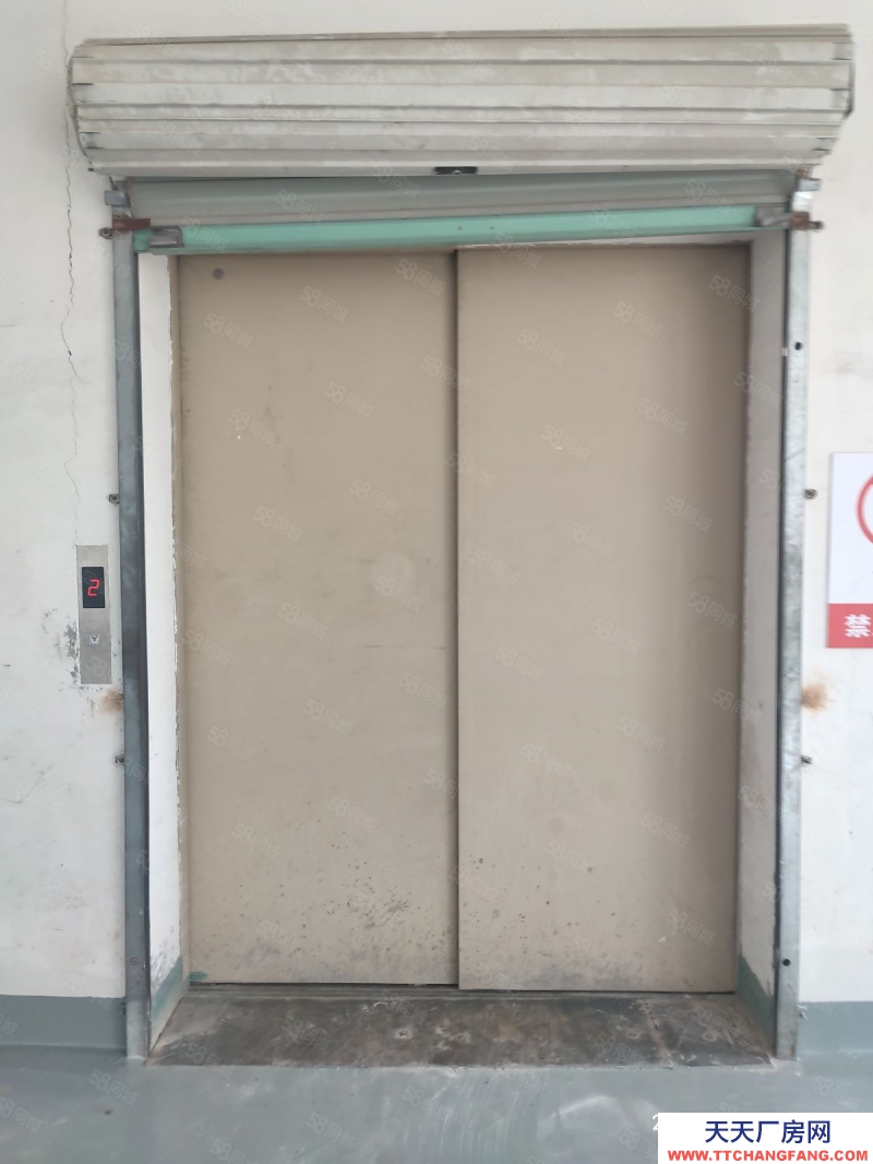 金华市婺城(出租) 罗店标准厂房700平起租，交通方便门口开阔，有货梯，生产仓储
