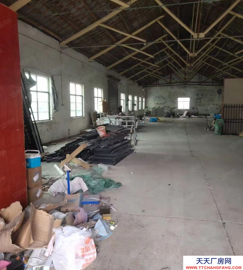 金华市婺城(出租) 白龙桥独门独院1400平人字型仓库出租 无税收要求