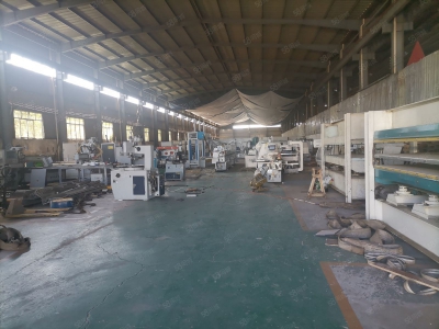 金华市婺城(出租) 层高十二米带行车适合仓库进出方便图1