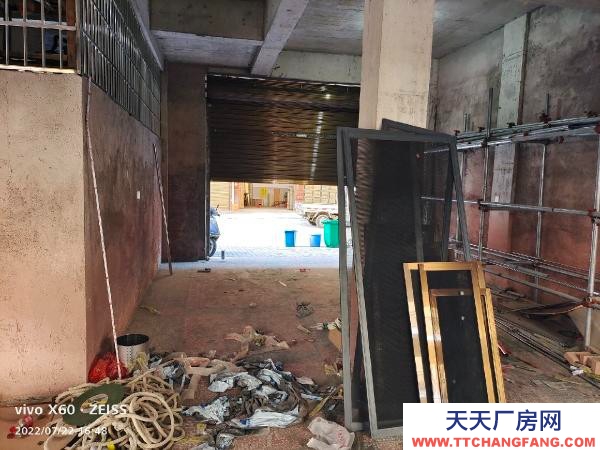 娄底市双峰物资仓库 面积150平方左右，国智大厦后面，可做仓库厂房