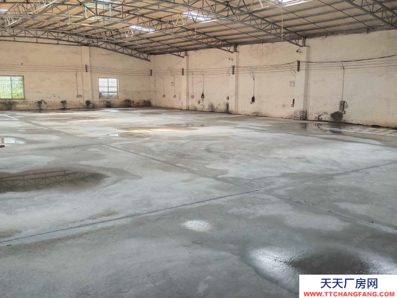 (出租) 汕尾城区霞洋附近大路仓库！750平方 大卡车出入方便！快递仓库