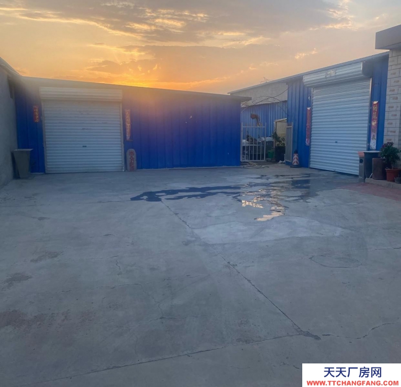 张家口 桥西 方便食品厂房 (出租) 东辛庄，南环往南，明湖往西，交通便利，大车进出方便。