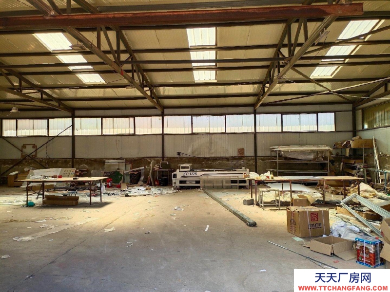 张家口 桥西  (出租) 可用于薯类和膨化食品厂房，仓库，车机，出入方便，还有多间办公场所