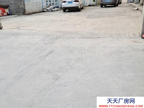 湘西市吉首速冻食品厂房  位于曙光村有栋自建楼房出租，出租一至三楼