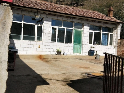 (出租) 有三相电可做厂房，可进大车。图4