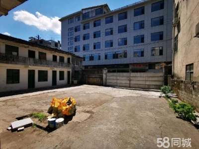 湘西市吉首物资仓库 仓库位于乾州火车站附近顺丰快递代理点旁边南站商行对面图2