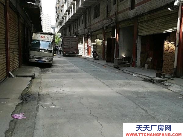 湘西市吉首物资仓库 民营小区仓库出租！交通方便！