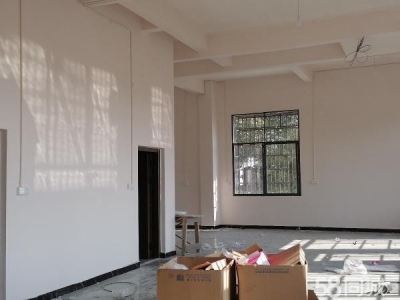 湘西市龙山肉制品厂房  有停车场，可做厂房，培训班，网吧，仓库等图2