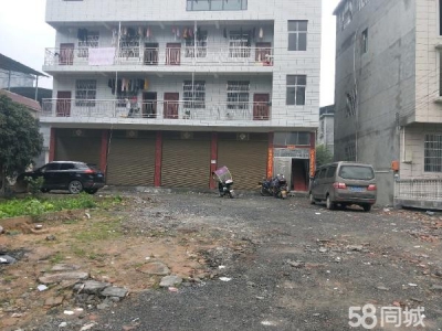 湘西市龙山资仓库 环城路顺丰快递背后四个门面（有房屋岀租）图1